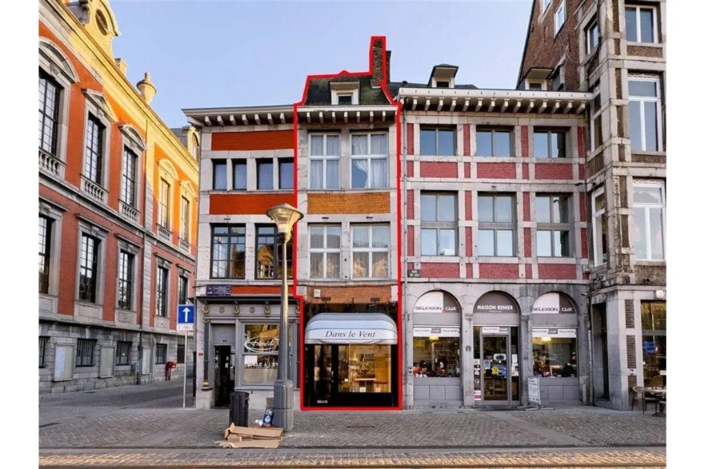 Magasin de vente sur la Place Saint-Lambert Liège, Liège, Liège (ville), Autres types, 108 m²