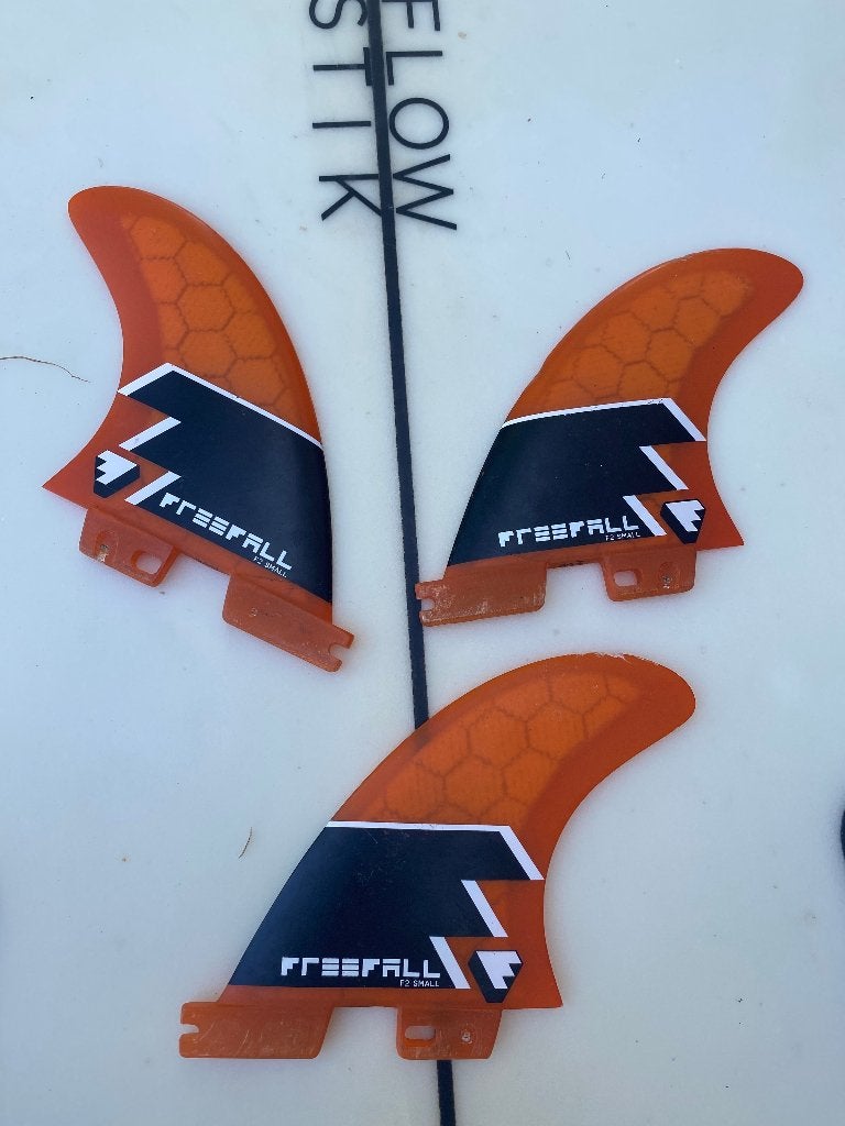 Palmes pour planche de surf FCS II - Freefall F2, Sports nautiques & Bateaux, Planche à voile sur vague, Enlèvement, Utilisé, Shortboard