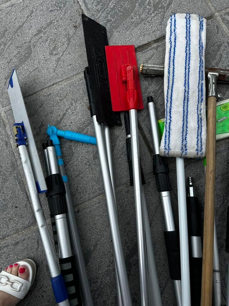 Partij schoonmaak artikelen, Ophalen