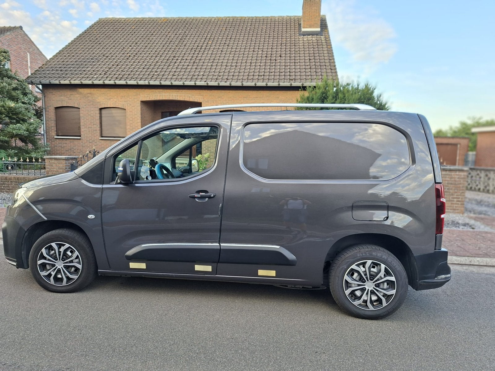 Citroen berlingo 2020 met maar 45500km!!, Voorwielaandrijving, Stof, Euro 6, Citroën