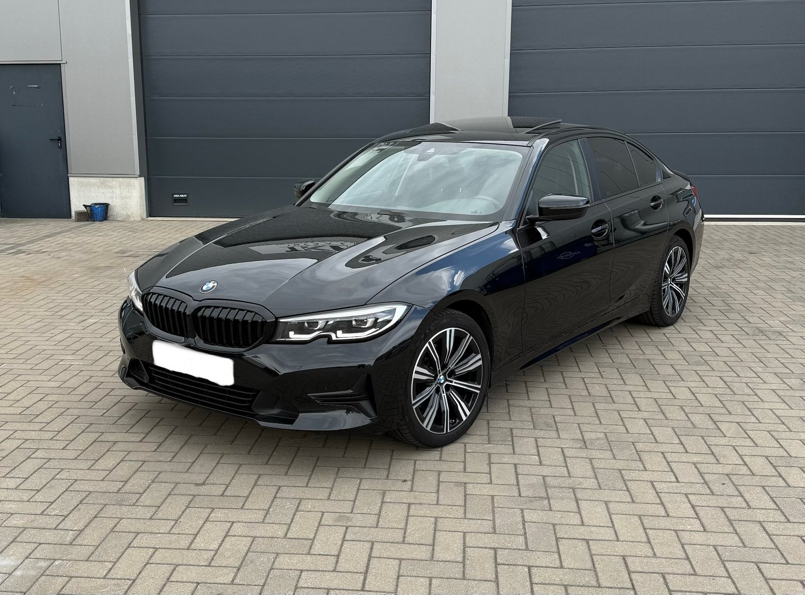 BMW 320i / Open dak, Camera, Sportuitlaat M Performce OEM,.., Auto's, BMW, Automaat, Achterwielaandrijving, 4 cilinders, Leder en Stof