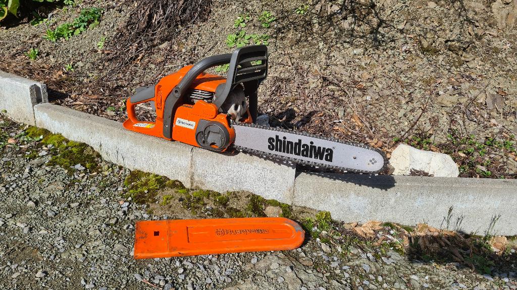 Tronçonneuse Husqvarna e-serie 440, Tronçonneuse, 30 à 70 mm, Enlèvement, Utilisé