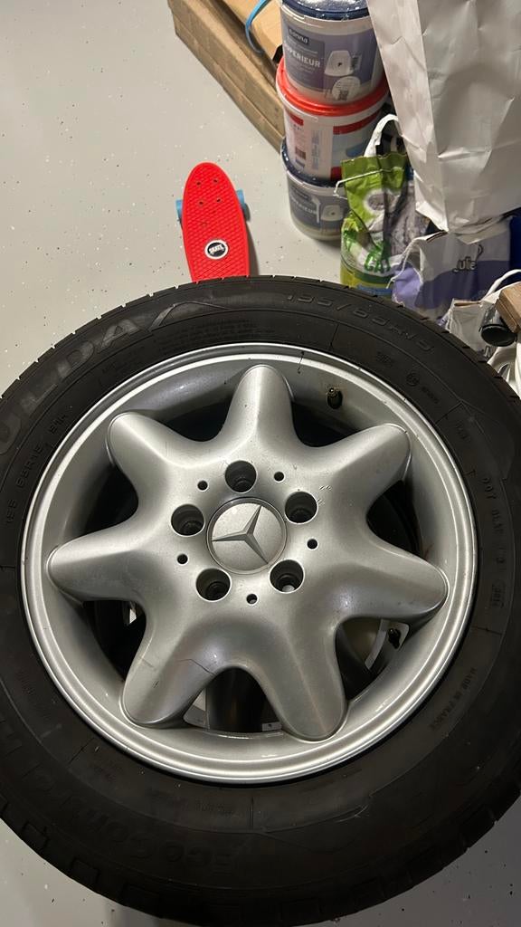 4 Pneus avec jantes 15 d’origine, Autos : Pièces & Accessoires, Pneus & Jantes, Enlèvement, Pneu(s)