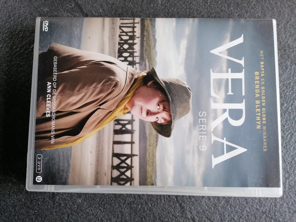 VERA serie 9., Ophalen of Verzenden, Zo goed als nieuw, Actie en Avontuur