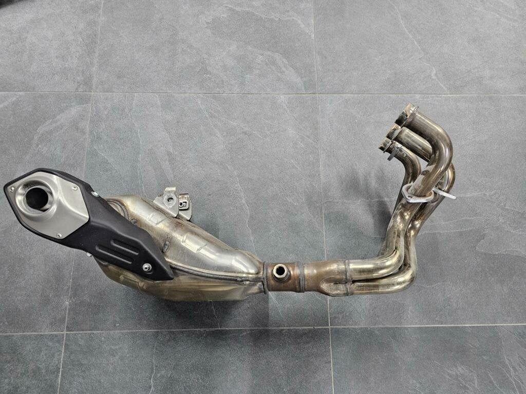Uitlaat compleet Yamaha MT-09 ABS SP 2017-2020 mt09, Motoren, Gebruikt, Ophalen of Verzenden