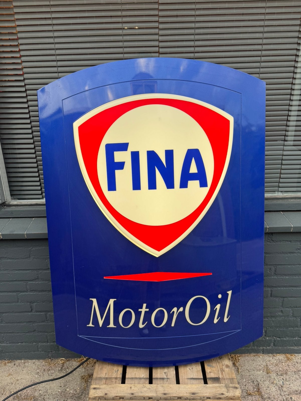FINA Motor olie oude reclame lichtbak, Verzamelen, Ophalen, Gebruikt, Lichtbak of (neon) lamp