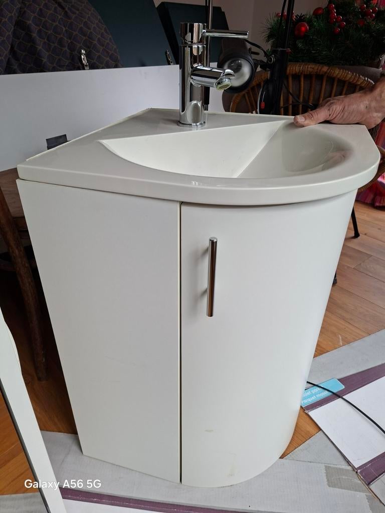 Meuble lave-main d'angle Burgbad