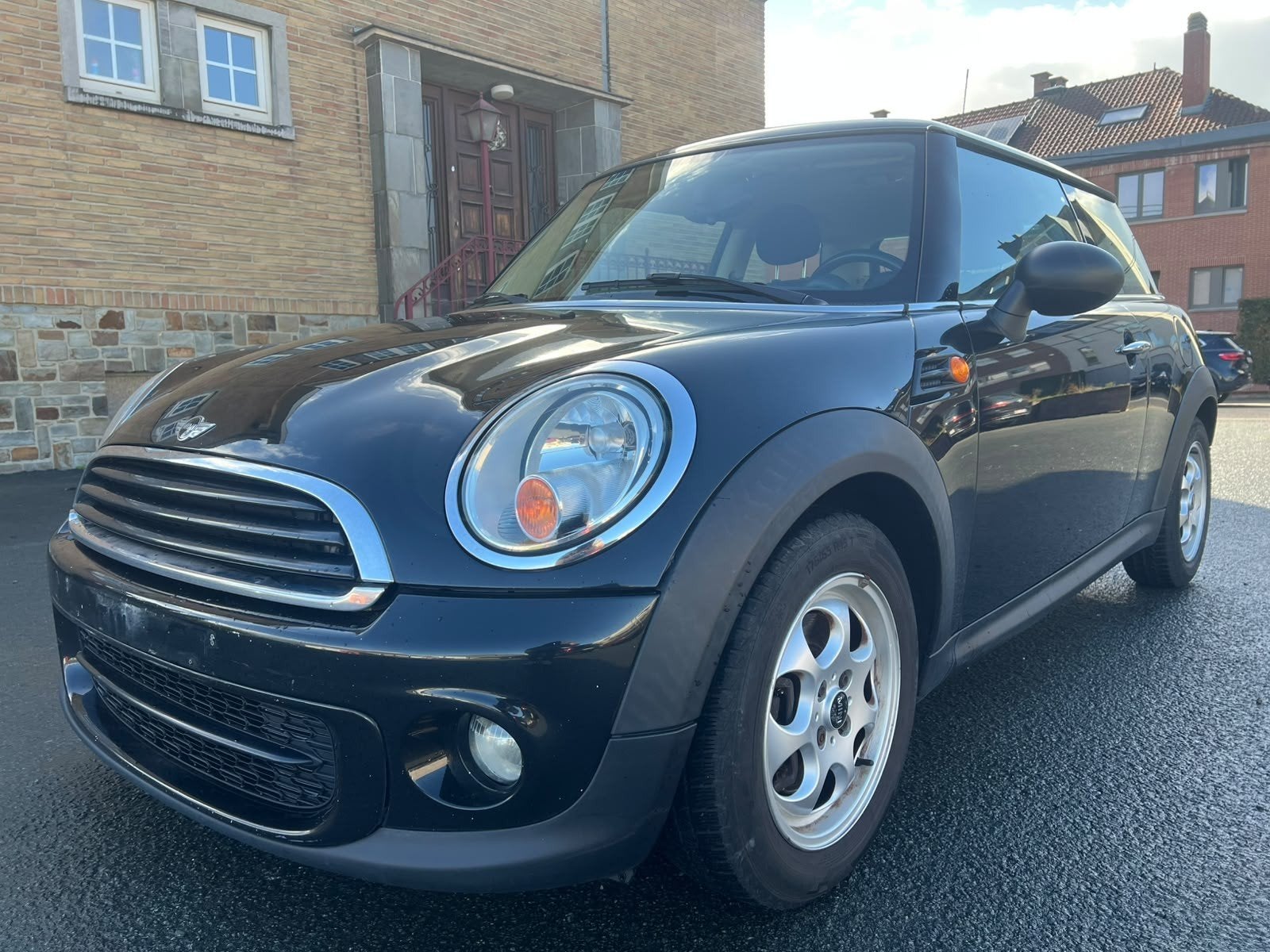MINI ONE 1.6 D, Autos, Euro 5, Achat, Entreprise, https://public.car-pass.be/vhr/90d987a7-b6f7-4716-a752-1d149a0eae31