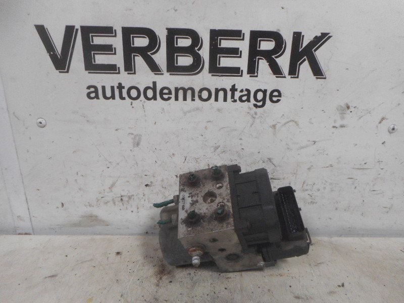 BLOC ABS (FREINS ANTI-BLOCAGE) Opel Corsa C (F08 / 68), Robert Bosch AG, Opel, Utilisé, Robert-Bosch-Allee 1
74232  Abstatt, DE