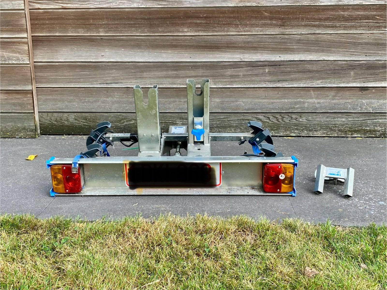 Fietsenrek auto, Auto diversen, Fietsendragers, Ophalen, Gebruikt, Brede banden, 2 fietsen