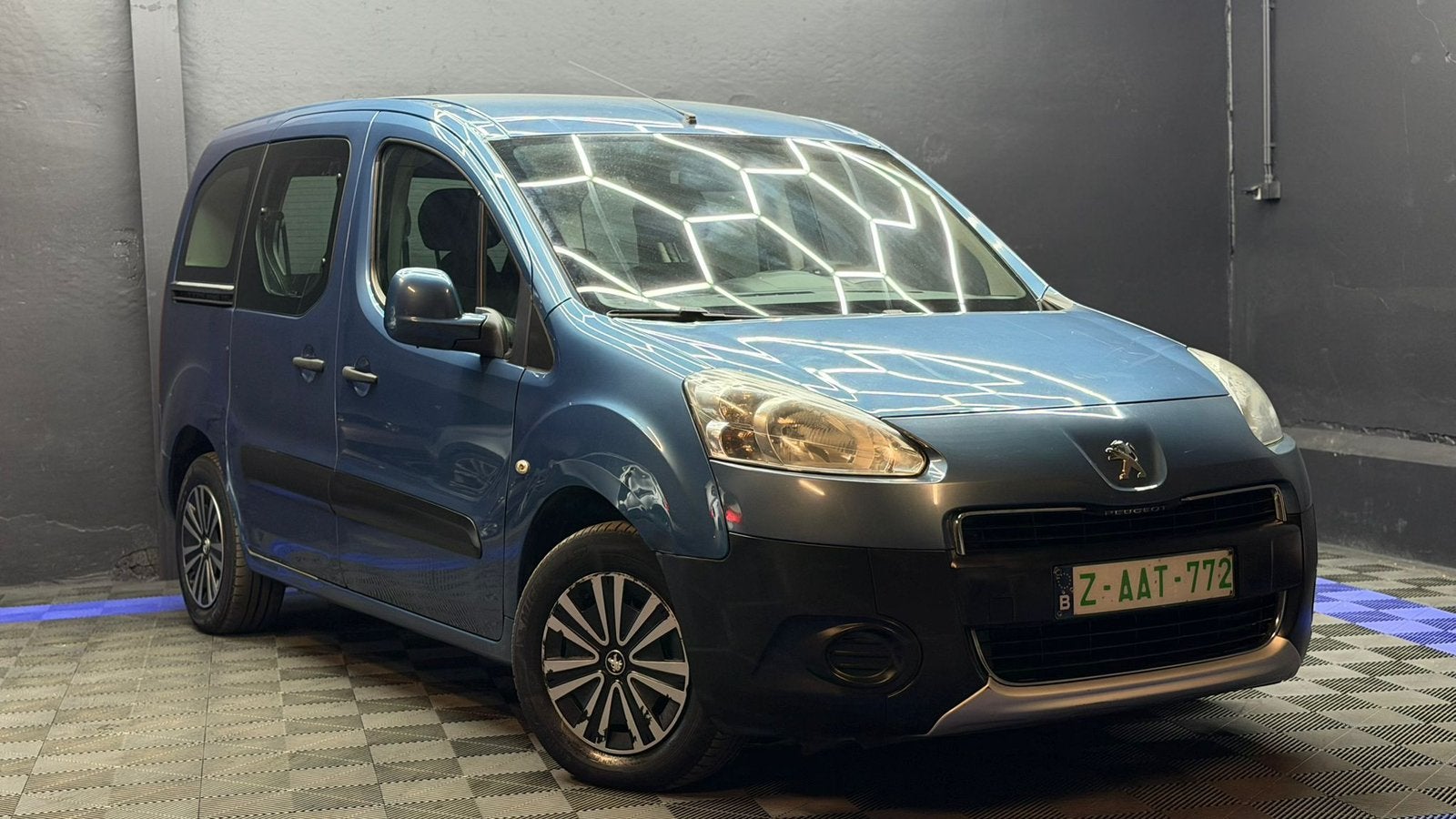 Peugeot partner 2013 1.6hdi Automatt, Auto's, Peugeot, Automaat, Euro 5, 1600 cc, Bedrijf