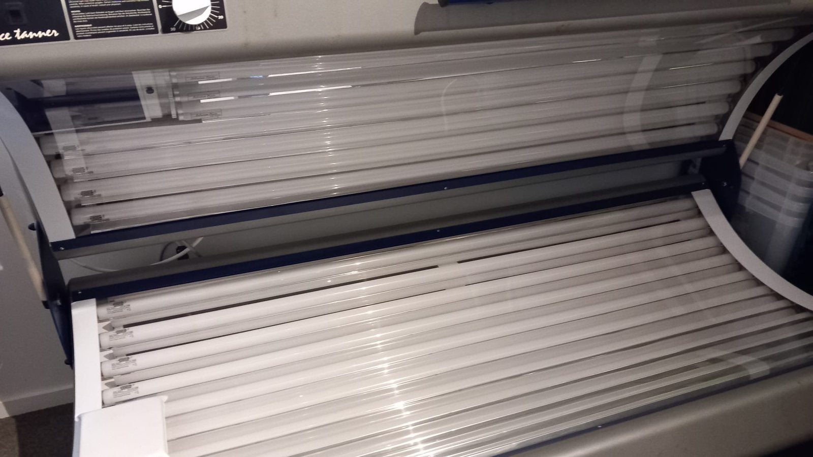 Zonnebank Sunny Color met facetanner, Ophalen, Gebruikt, Overige modellen, 15 lampen of meer