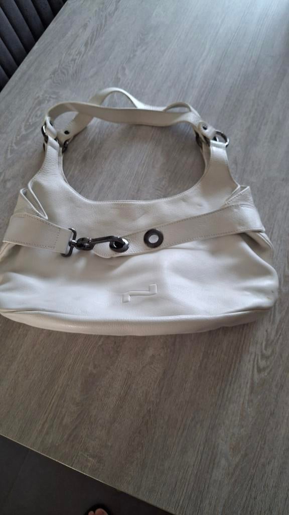 sac à main, Enlèvement