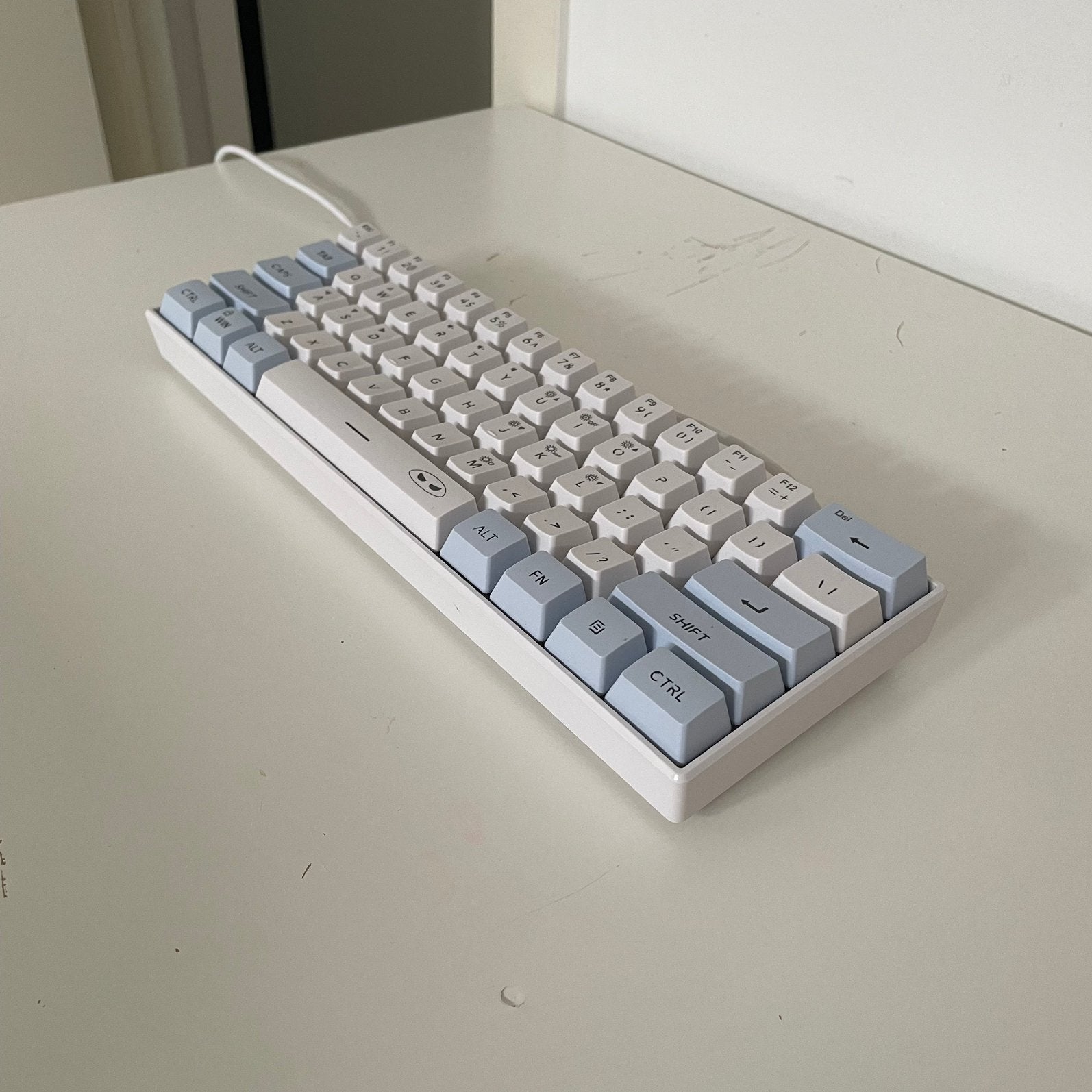 Keyboard 60%, Computers en Software, Ophalen, Zo goed als nieuw, Bedraad, Gaming toetsenbord