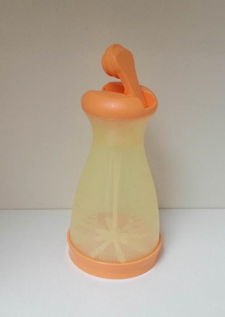 Tupperware™ Moulin à Saupoudrer « Bake to Basics », Envoi, Comme neuf, Crème, Récipient ou Bol