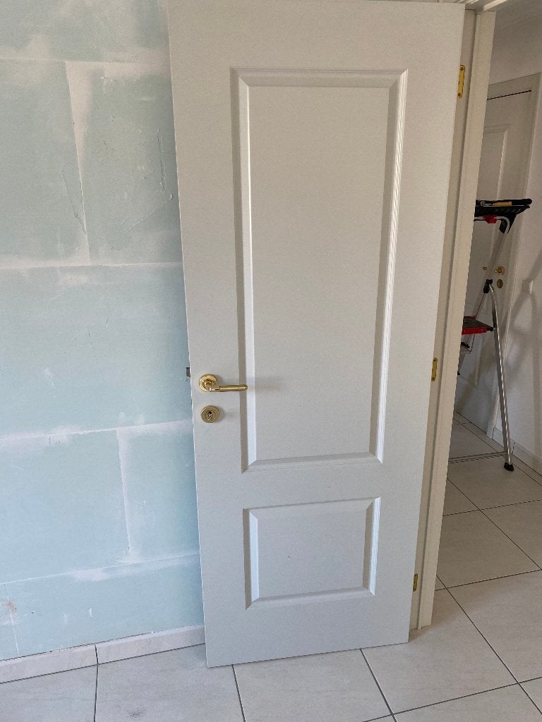 PORTES, Bricolage & Construction, Fenêtres & Moustiquaires, Utilisé, 200 à 215 cm, Bois, Enlèvement