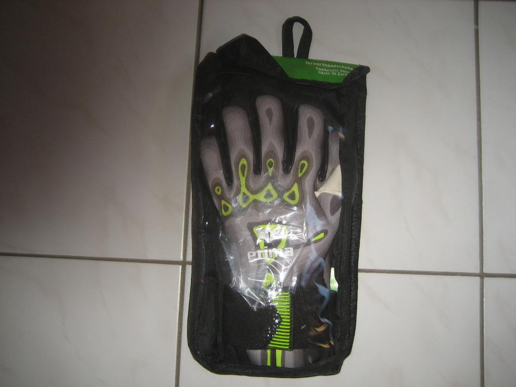 Gants de gardien neufs ERIMA T8, Enlèvement, Neuf, Gants