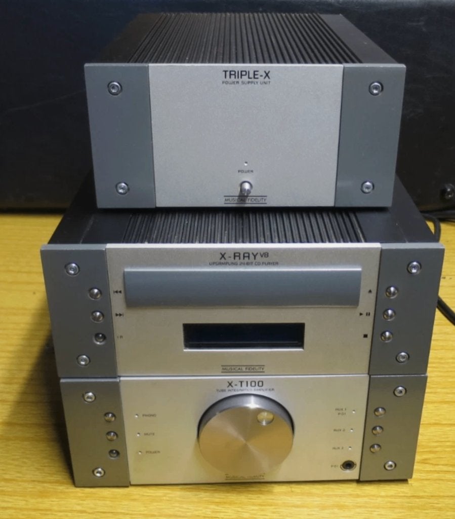MUSICAL FIDELITY Triple X PSU X-Ray V8, Overige merken, Ophalen of Verzenden, 120 watt of meer, Gebruikt