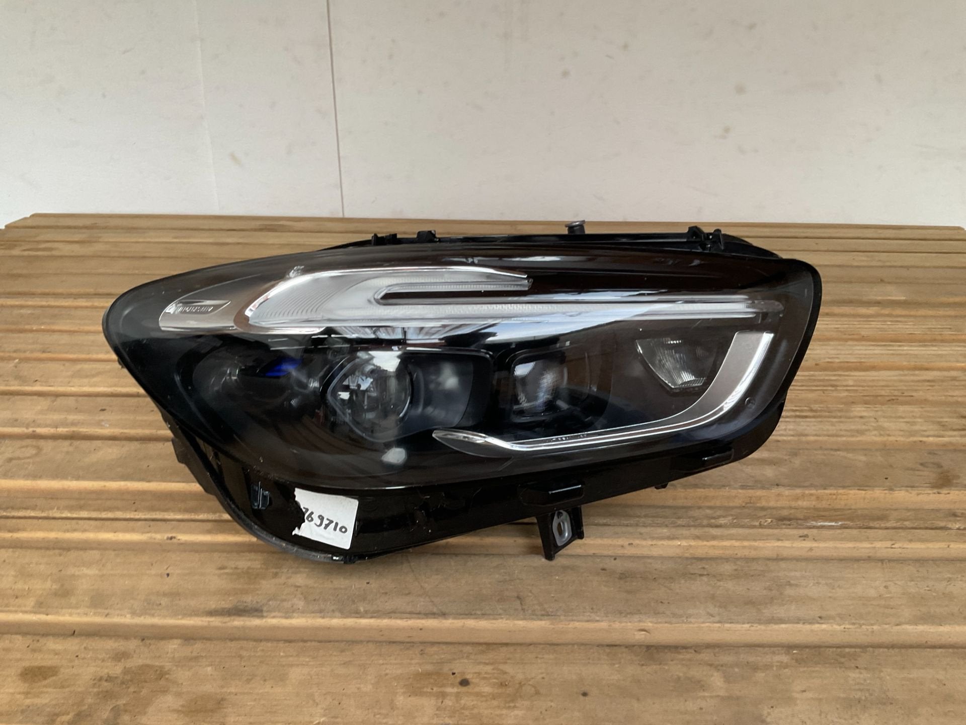 Phare droit multibeam Mercedes Classe B W247 A2479061304 B3-, Mercedes-Benz AG, Mercedes-Benz, Utilisé, Mercedesstrasse 120
70372  Stuttgart, DE