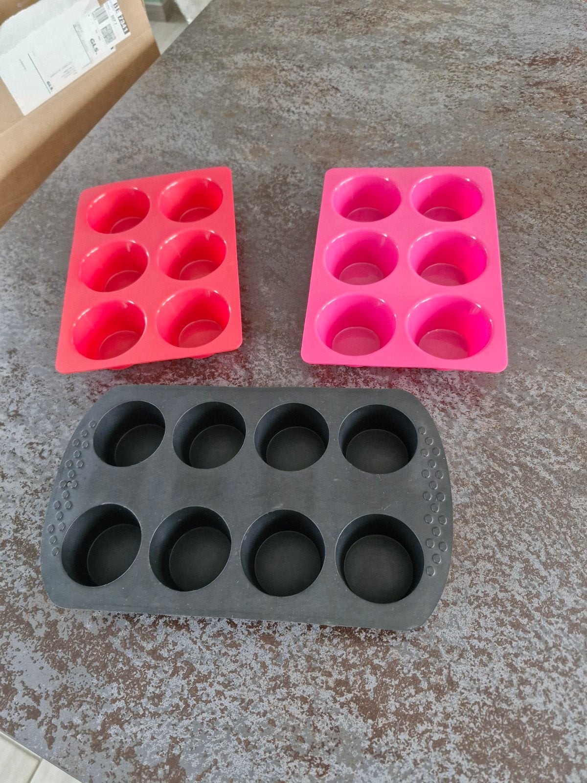 lot de 3 moules silicone pour patisserie, Ophalen of Verzenden, Zo goed als nieuw, Cupcakes, Bakvorm