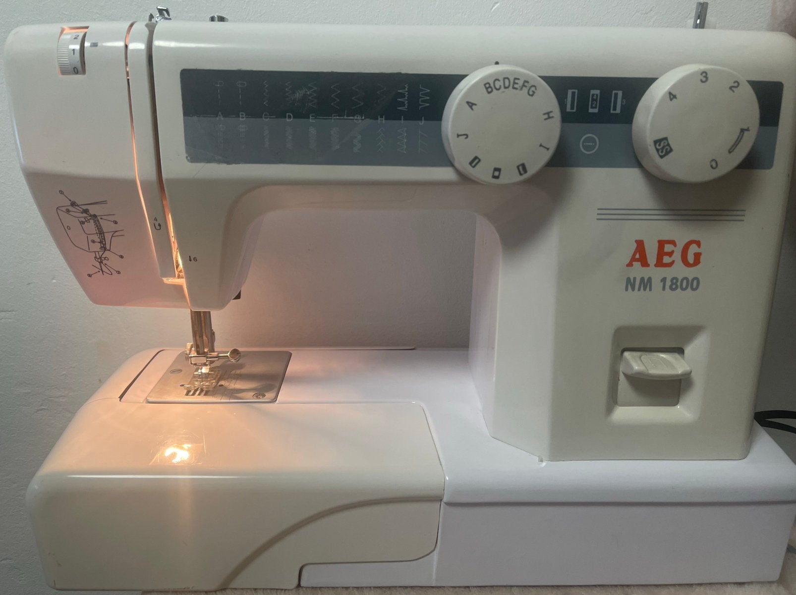 AEG Naaimachine Zo Goed Als Nieuw, Ophalen, Zo goed als nieuw, Naaimachine