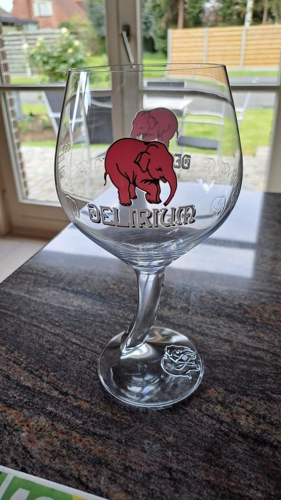 Glazen 'Delirium Tremens', Enlèvement