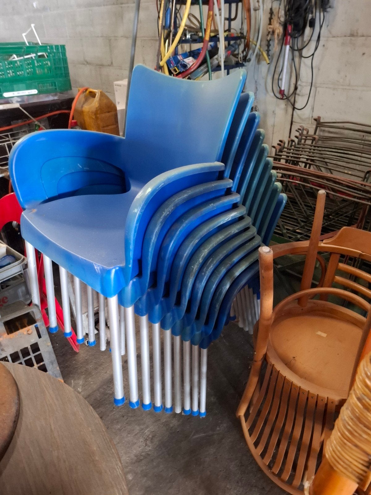 9 blauwe pvc stoelen terras, Enlèvement