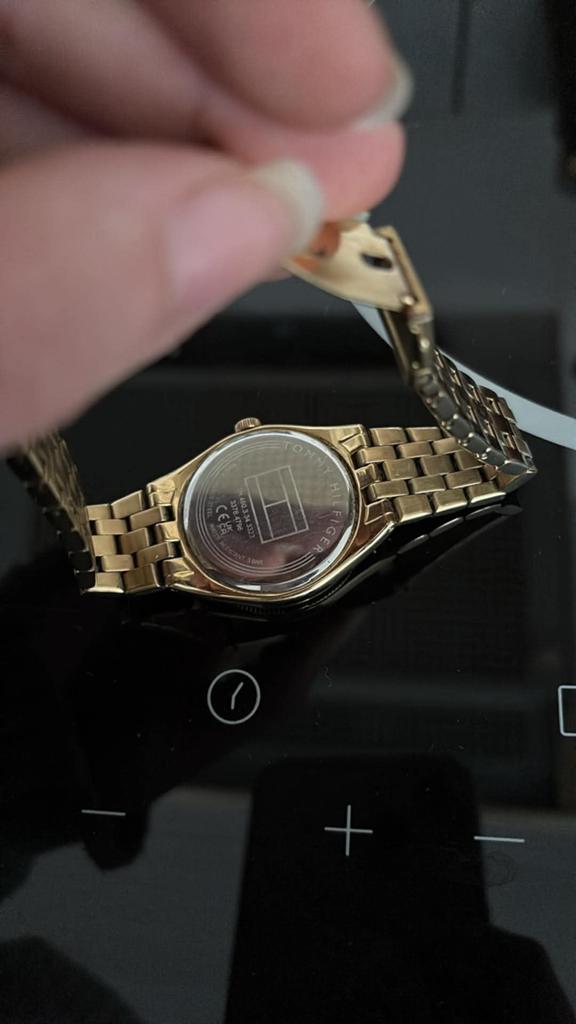 Montre Tommy Hilfiger, Enlèvement, Comme neuf