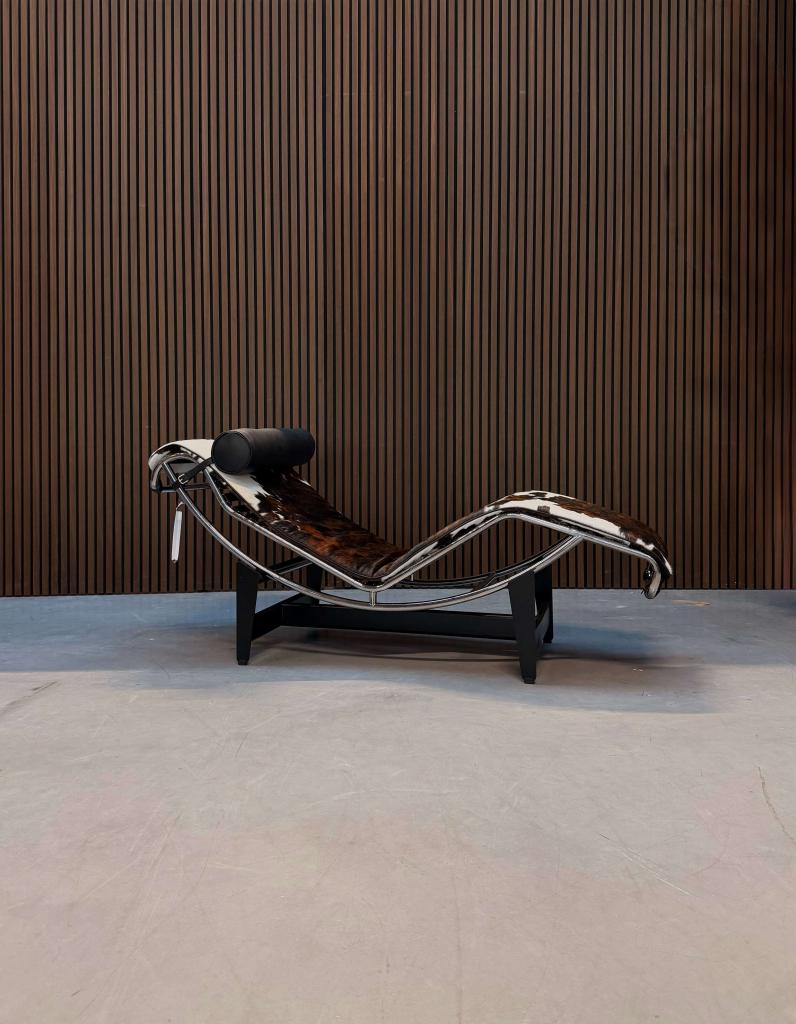 Cassina4 Chaise longue à réglage continu