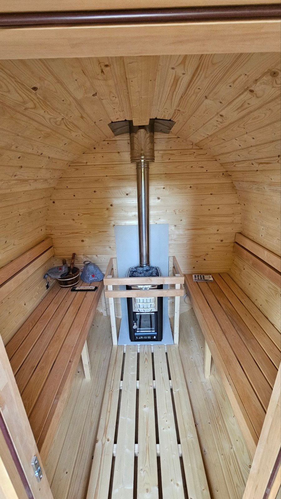 Livraison et installation gratuites d'un sauna en baril de 2, Enlèvement ou Envoi