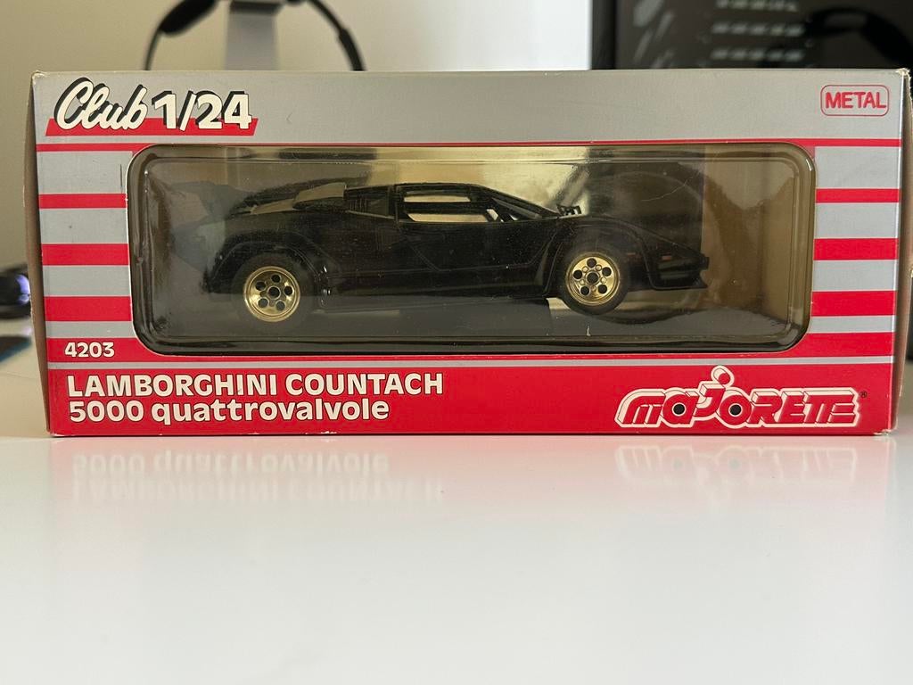 Majorette 1/24 Lamborghini Countach 5000, Ophalen of Verzenden, Zo goed als nieuw