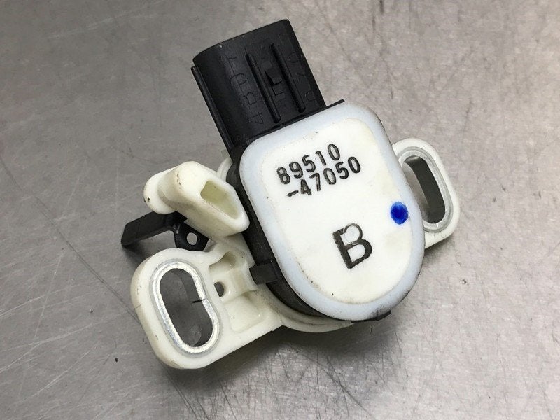 DIVERS Sensor Remassistent Lexus CT 200h (|8951047050|), Utilisé, Lexus