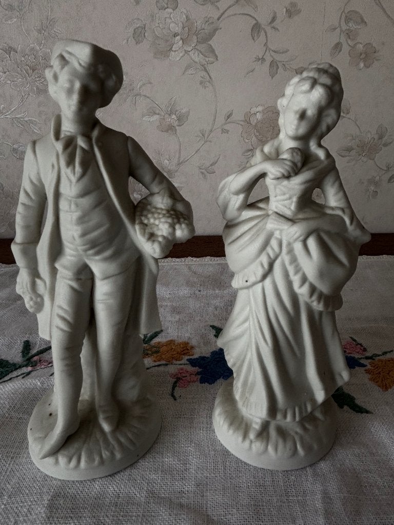 Biscuit beeldje, Antiek en Kunst, Ophalen