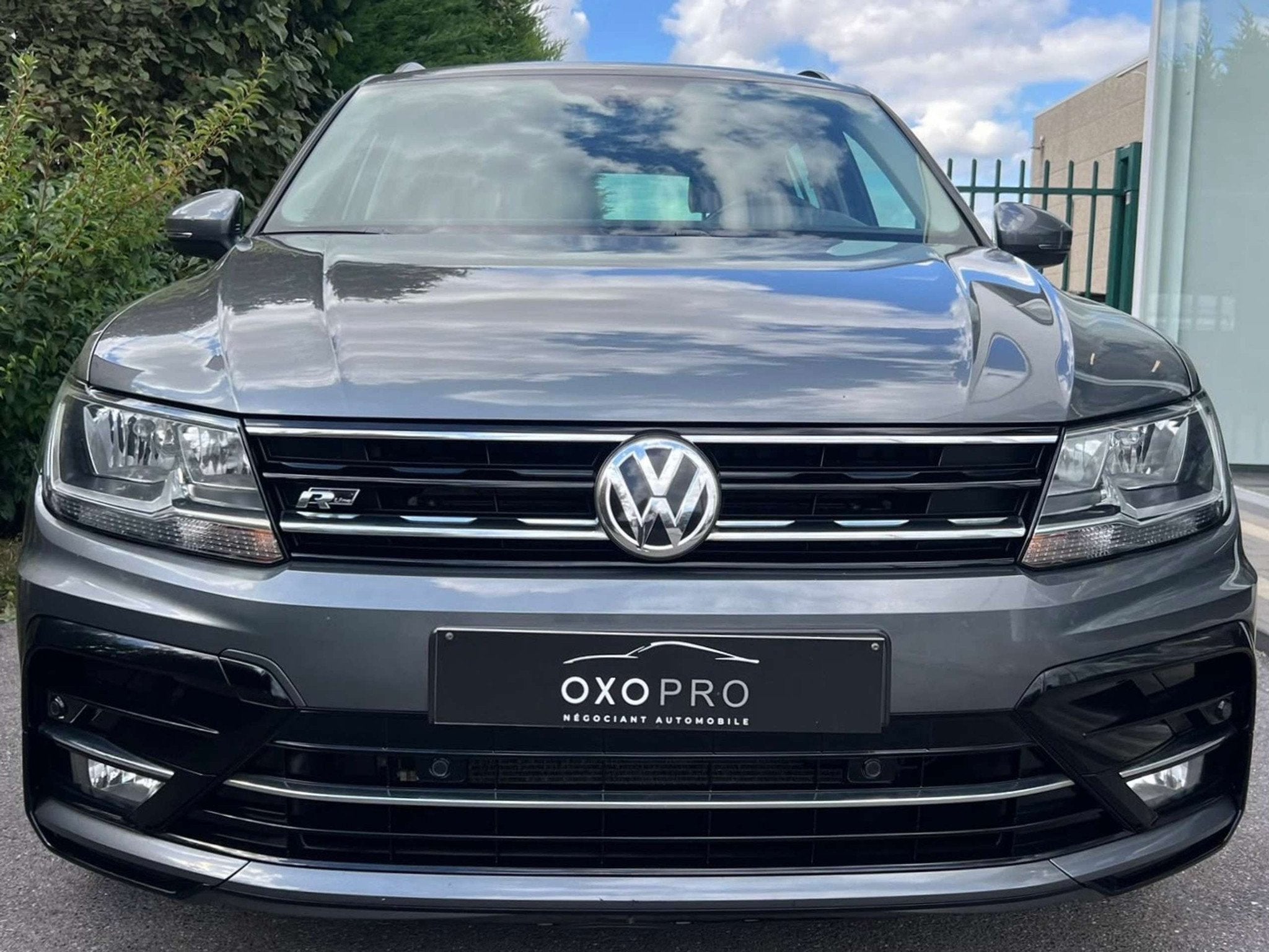 Volkswagen Tiguan R Line 2.0 TDI 150CV 4 Motion / 4x4 / Gran, Argent ou Gris, Achat, Entreprise, 5 portes