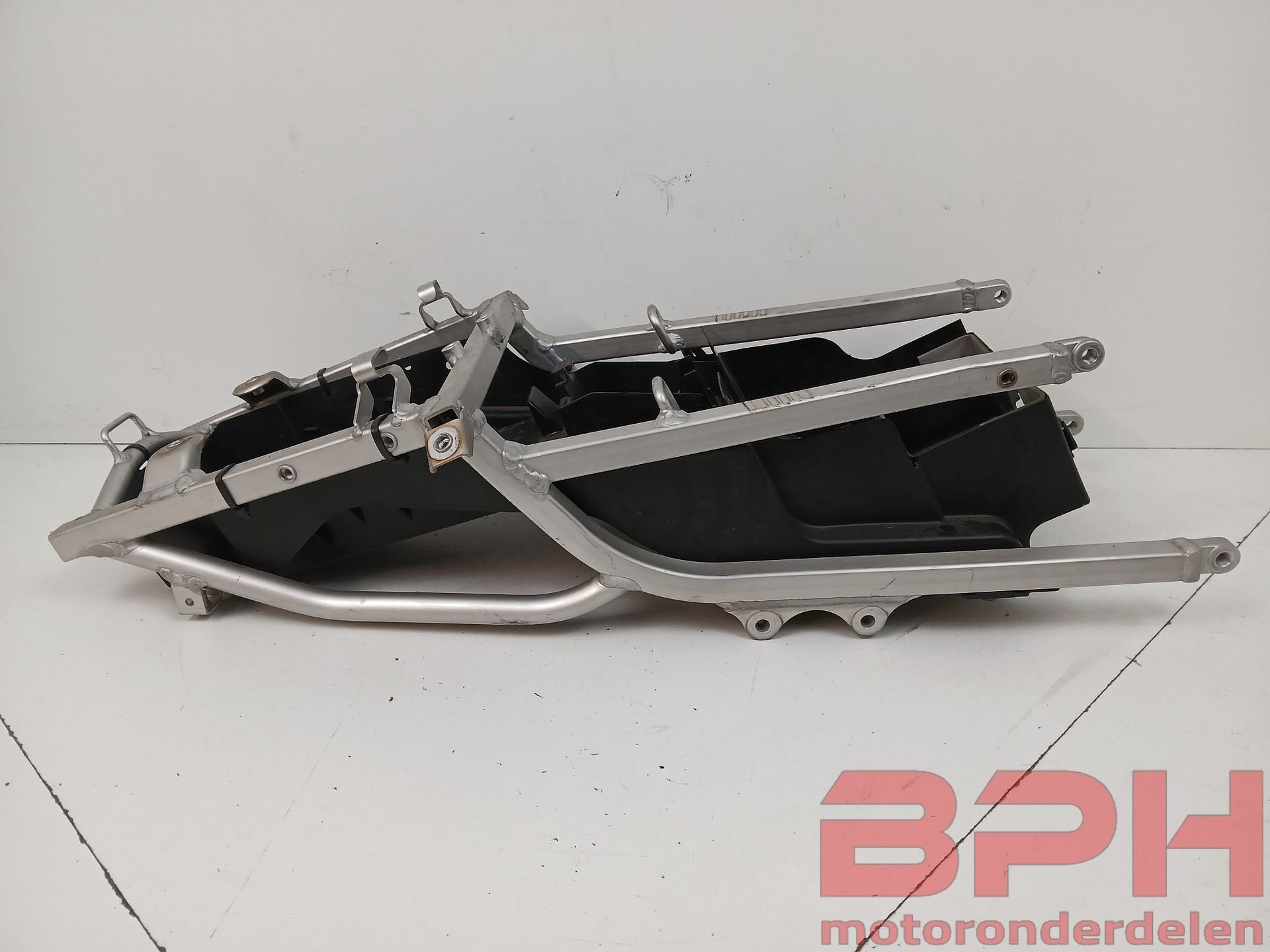 Subframe Suzuki GSX-R 600 750 1000 K1 K2 K3 2001 t/m 2003 GS, Enlèvement ou Envoi, -, -, -