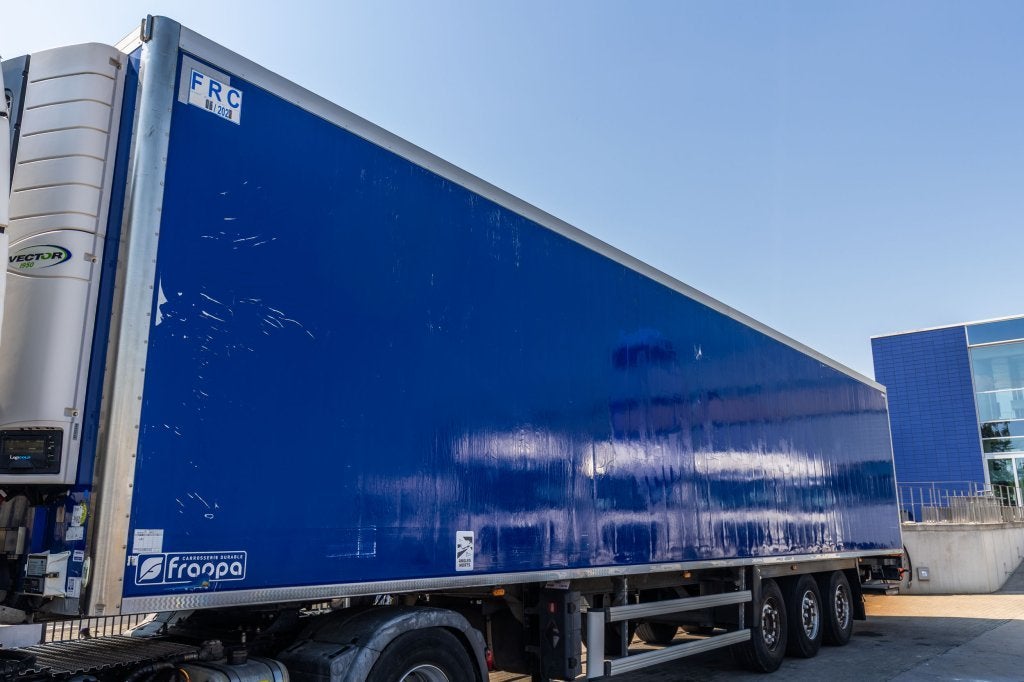 Lecitrailer CARRIER 1950 MT+DHOLLANDIA 3 T., Achat, Entreprise, Autres carburants, Remorques et Semi-remorques