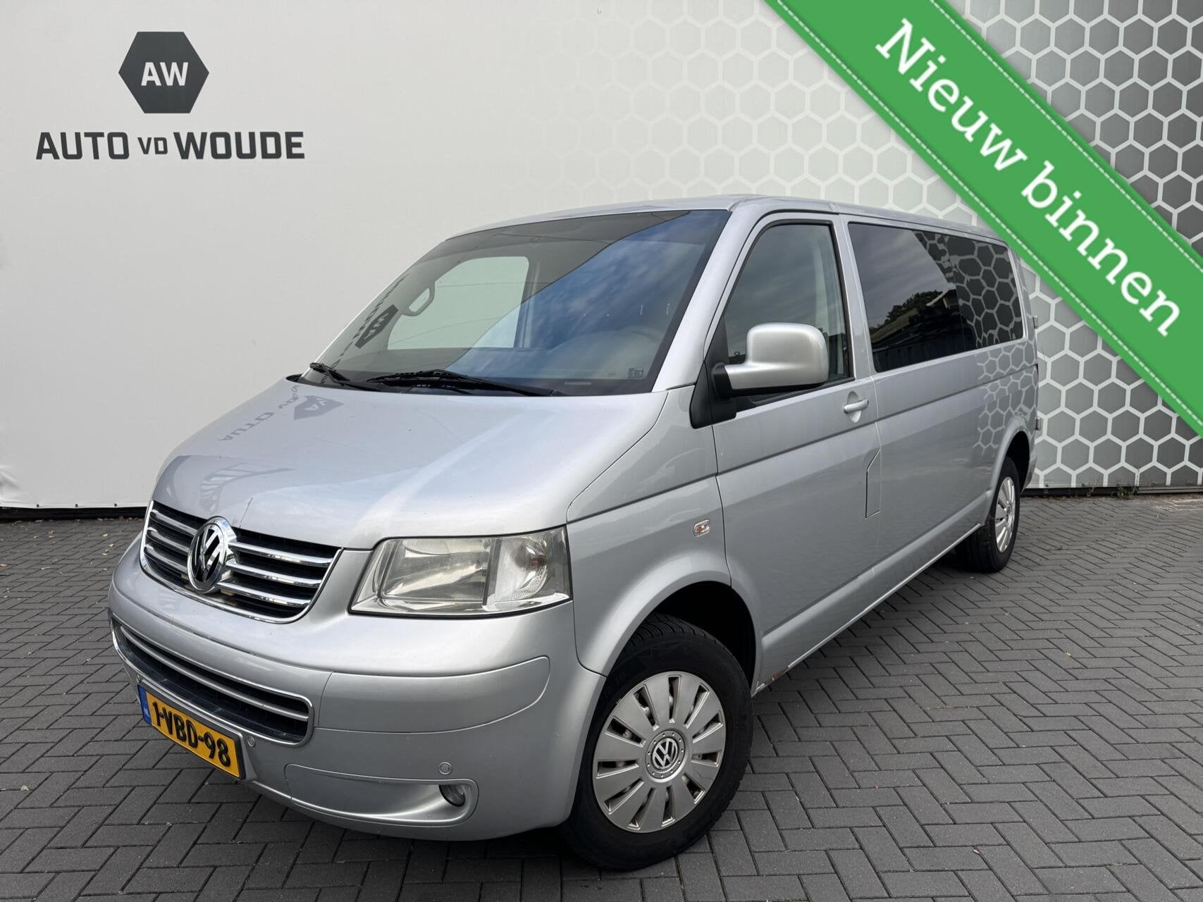 Volkswagen Transporter 2.5 TDI 340 Trendline DC, Autos, Cuir, Argent ou Gris, Achat, 4 portes
