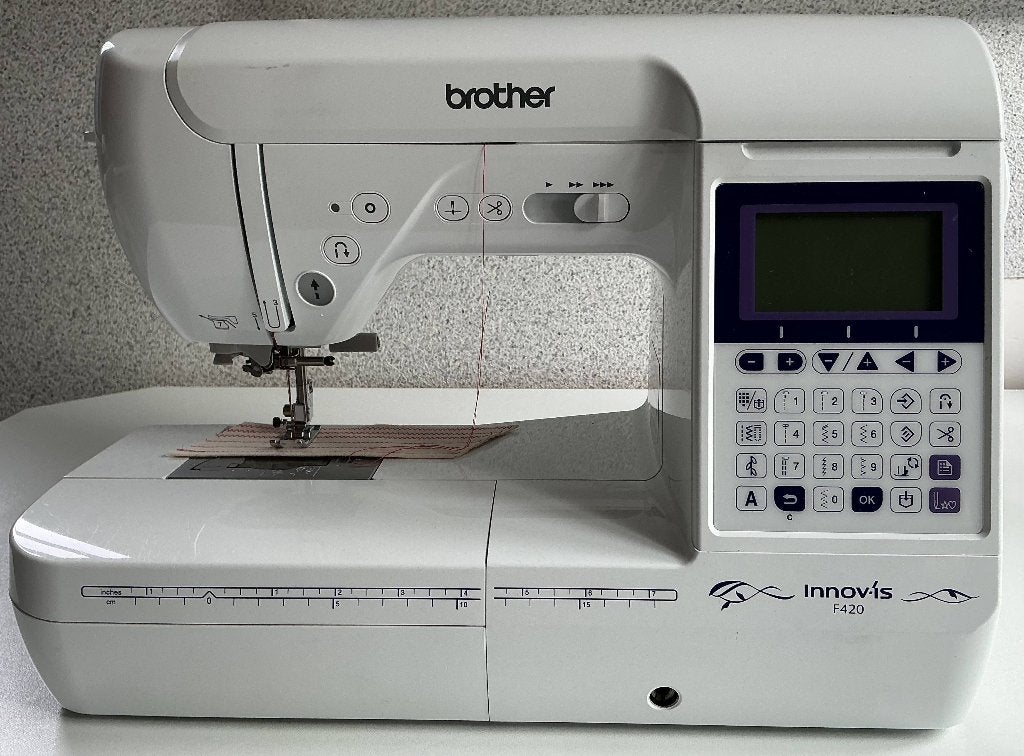 Naaimachine Brother Innov'is F420 – nog 4,5 maand garantie, Enlèvement, Comme neuf, Machine à coudre, Brother