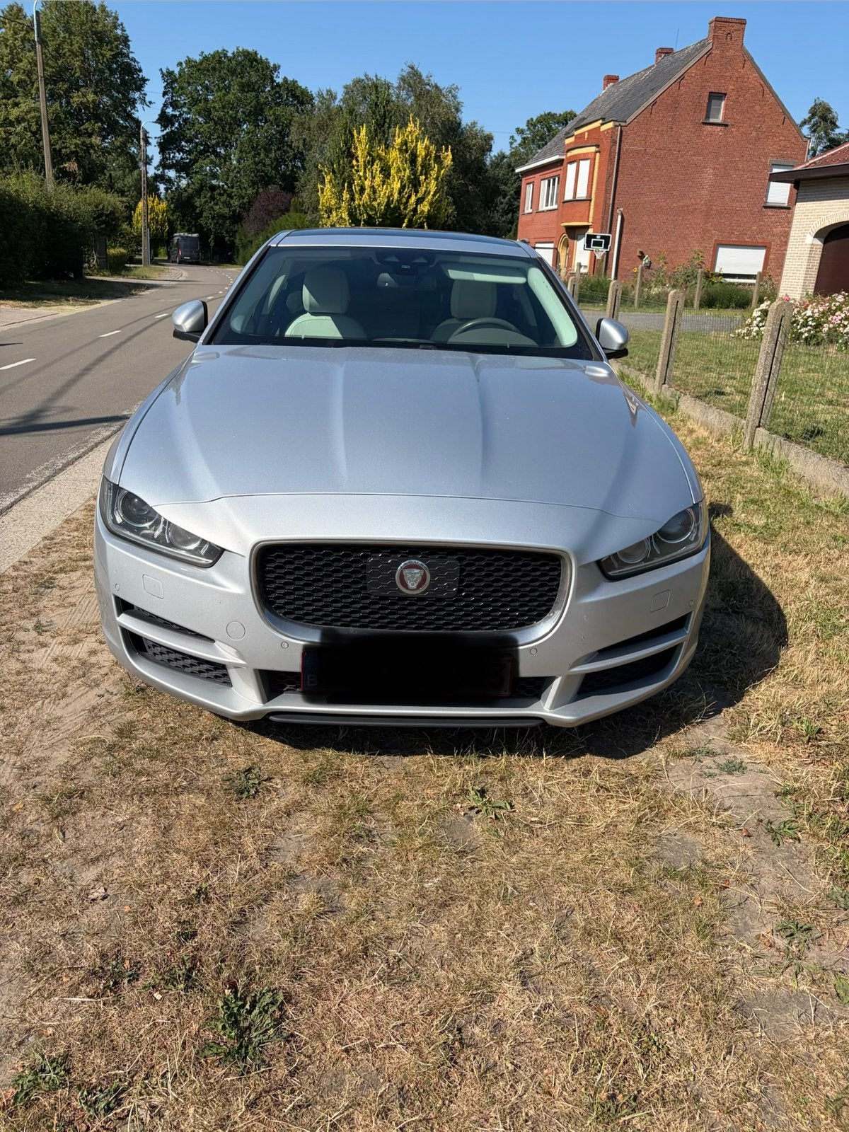 Jaguar XE à vendre, Autos, Jaguar, Particulier, XE, ABS, Caméra de recul, Phares directionnels, Régulateur de distance, Airbags
