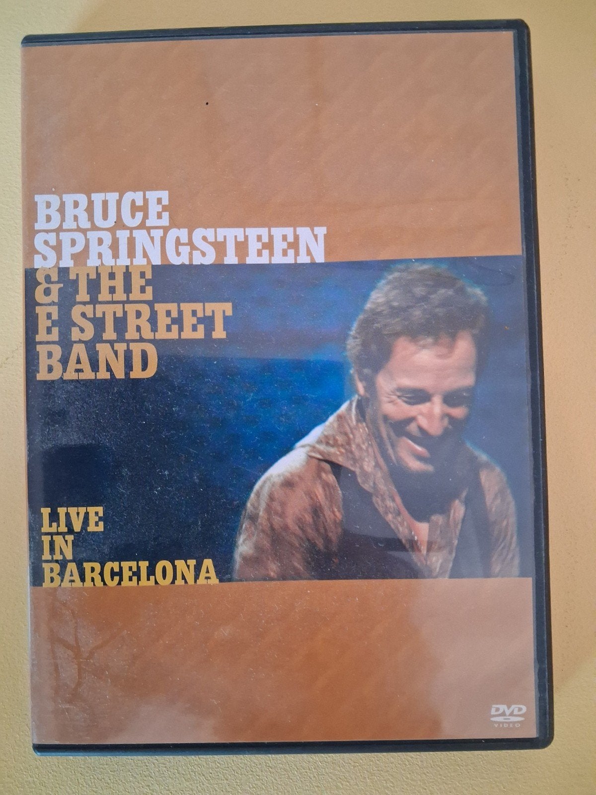 Bruce Springsteen and the E street band, Verzenden