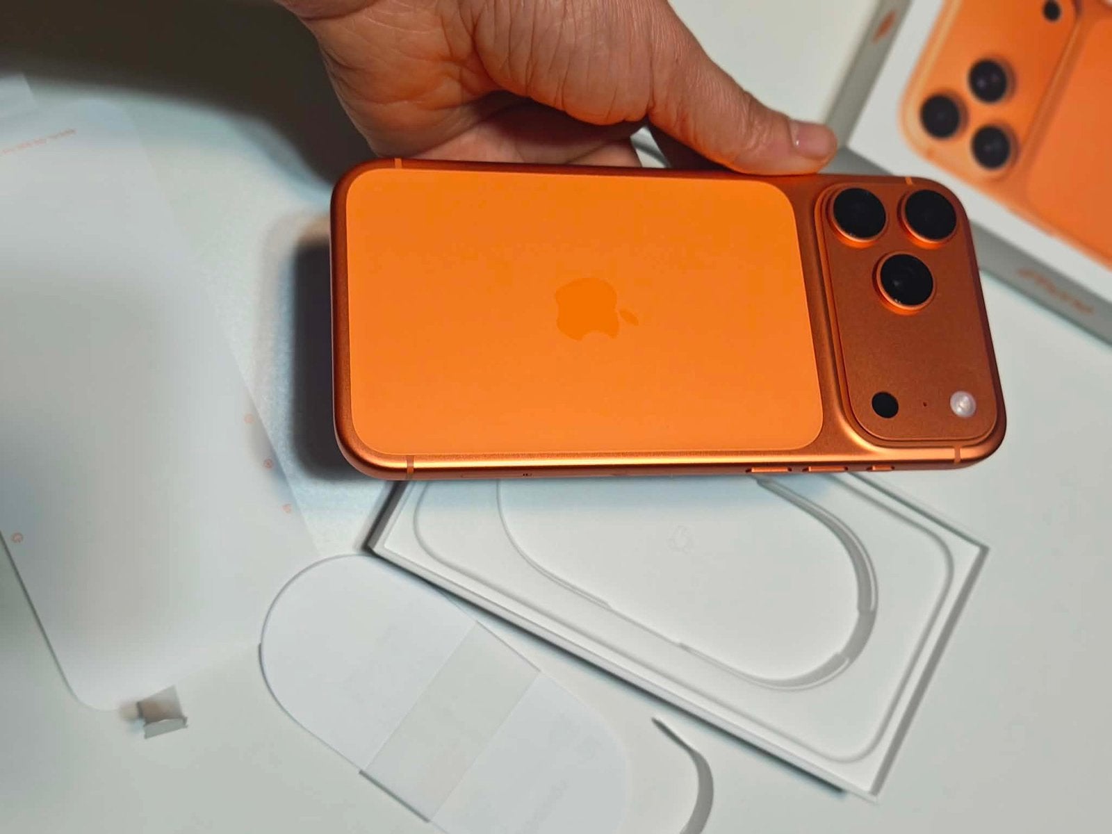 Iphone 17 pro max etat neuf, Enlèvement, Comme neuf