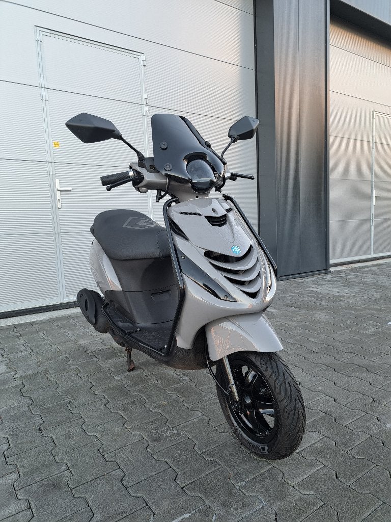 Piaggio Zip 4T B-klasse Nardo Grey | Full Led | Garantie ✅, Ophalen of Verzenden, Zo goed als nieuw, Piaggio Zip