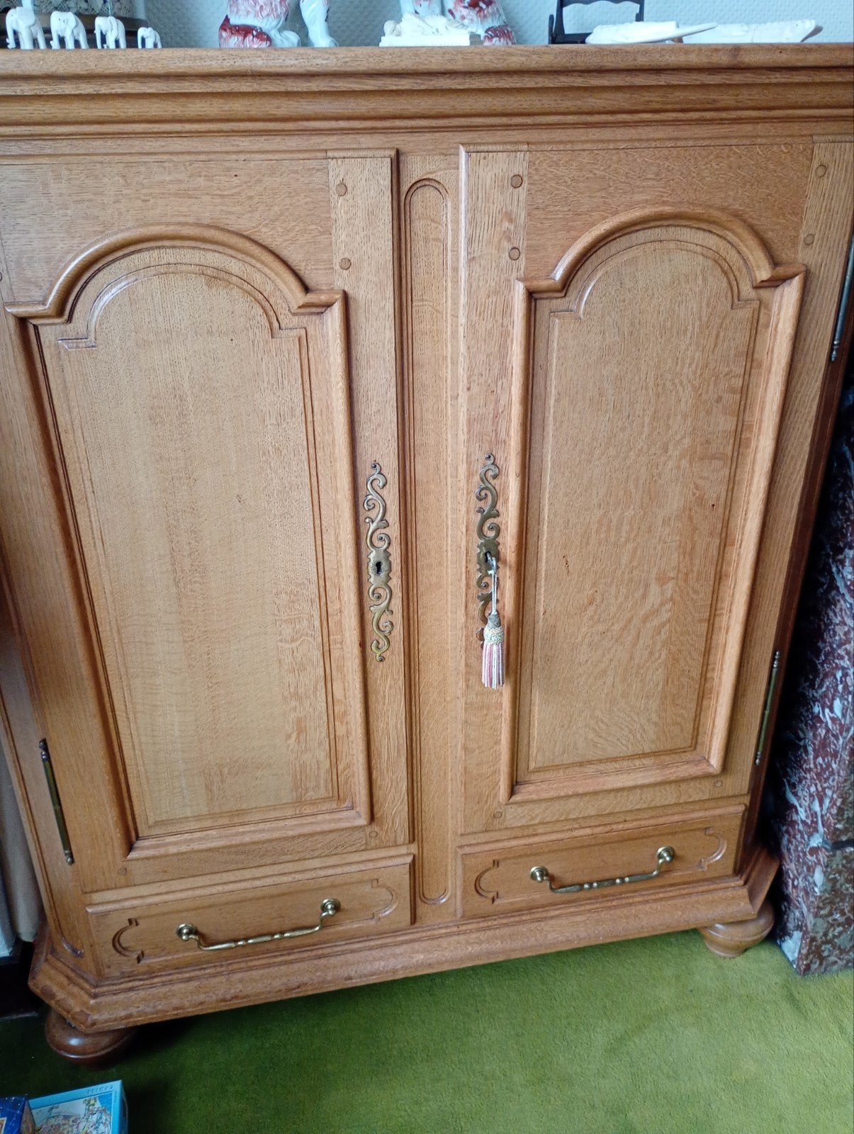 Klassieke Eiken Buffetkast / Meidenkast, Antiek en Kunst, Ophalen