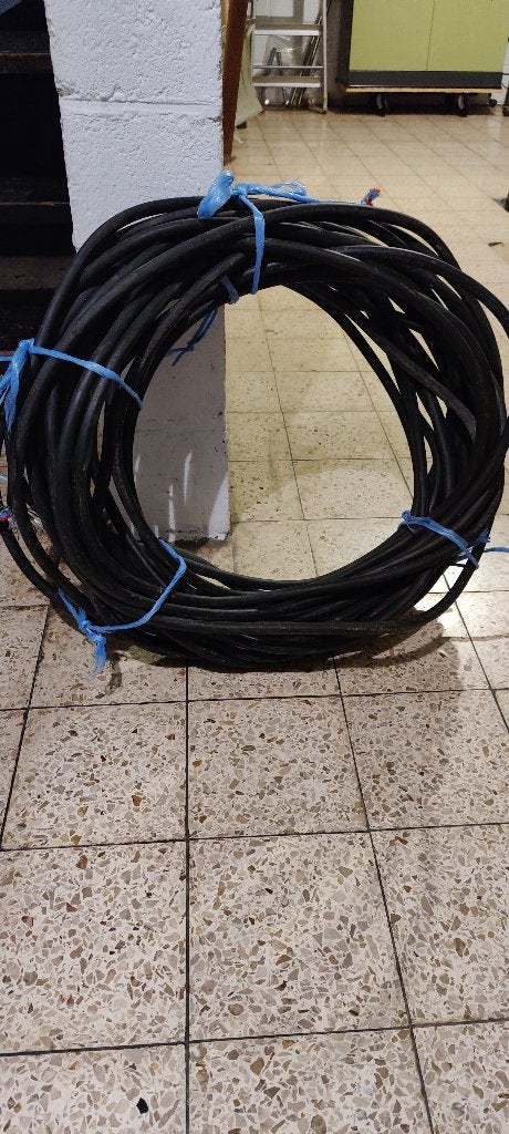Cable blindé EVAVB - 3 * 2.5², Bricolage & Construction, Électricité & Câbles, Enlèvement, Comme neuf, Autres marques, Câble ou Fil électrique