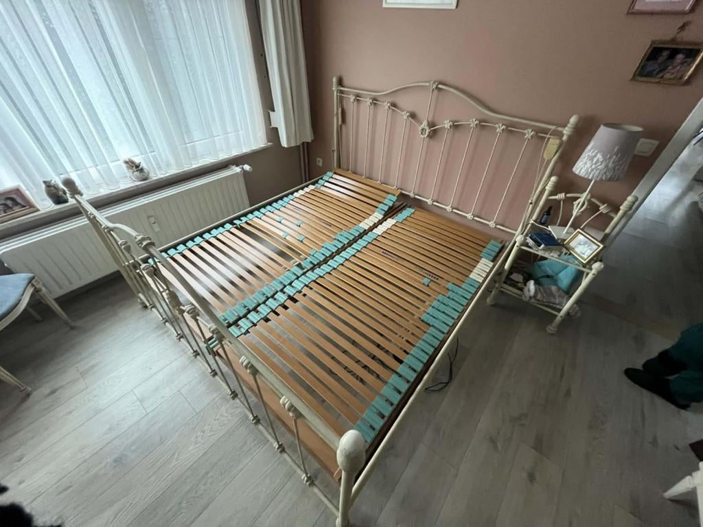 Elektrisch bed., Huis en Inrichting, Slaapkamer | Bedden, Ophalen