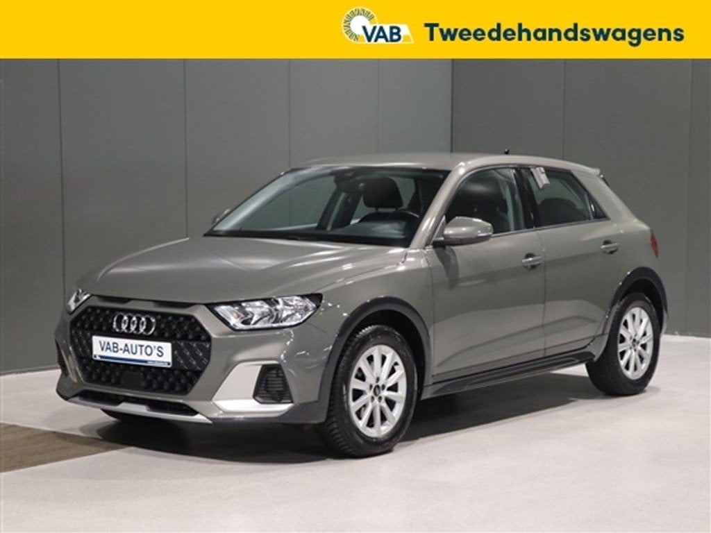 Audi A1   all street 25TFSI caplay pdc dab, Electronic Stability Program (ESP), A1, 95 pk, Bedrijf