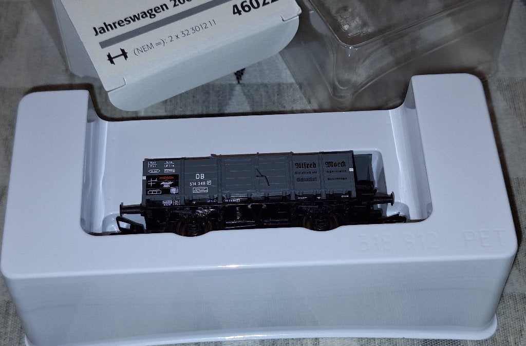 Märklin HO 46022 goederenwagen Alfred Moeck van de DB, Hobby en Vrije tijd, Modeltreinen | H0, Ophalen of Verzenden, Zo goed als nieuw