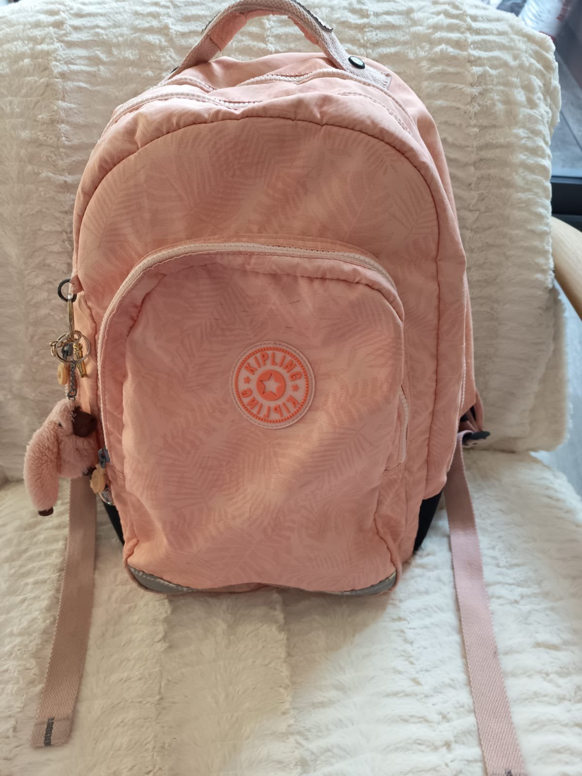 Cartable kipling rose avec pochette assortie, Bijoux, Sacs & Beauté, Enlèvement, Utilisé, Rose, Sac à dos