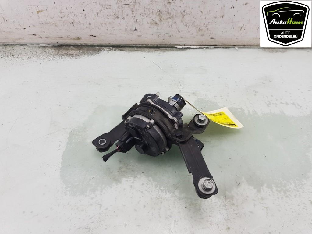 EXTRA WATERPOMP Kia Niro I (DE) (|369100E650|), Info@kia.de, Theodor-Heuss-Allee 11
60486  Frankfurt am Main, DE, Kia Deutschland GmbH