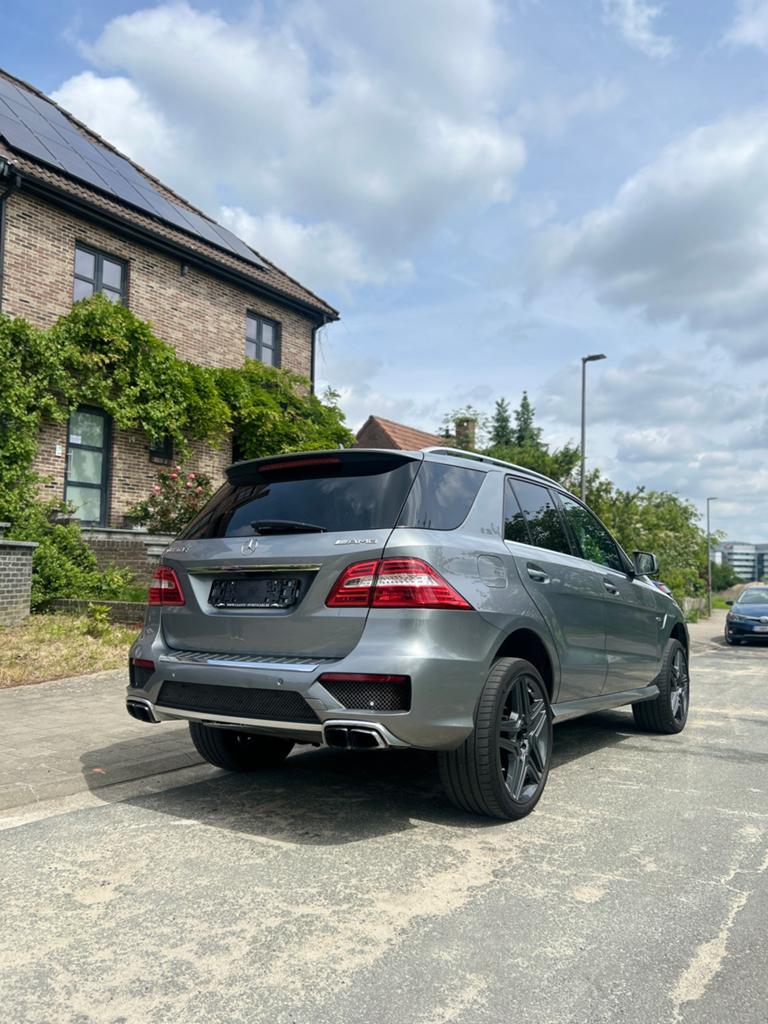 ML 6.3 AMG 2013, Autos : Divers, Coffres de toit, Enlèvement, Comme neuf